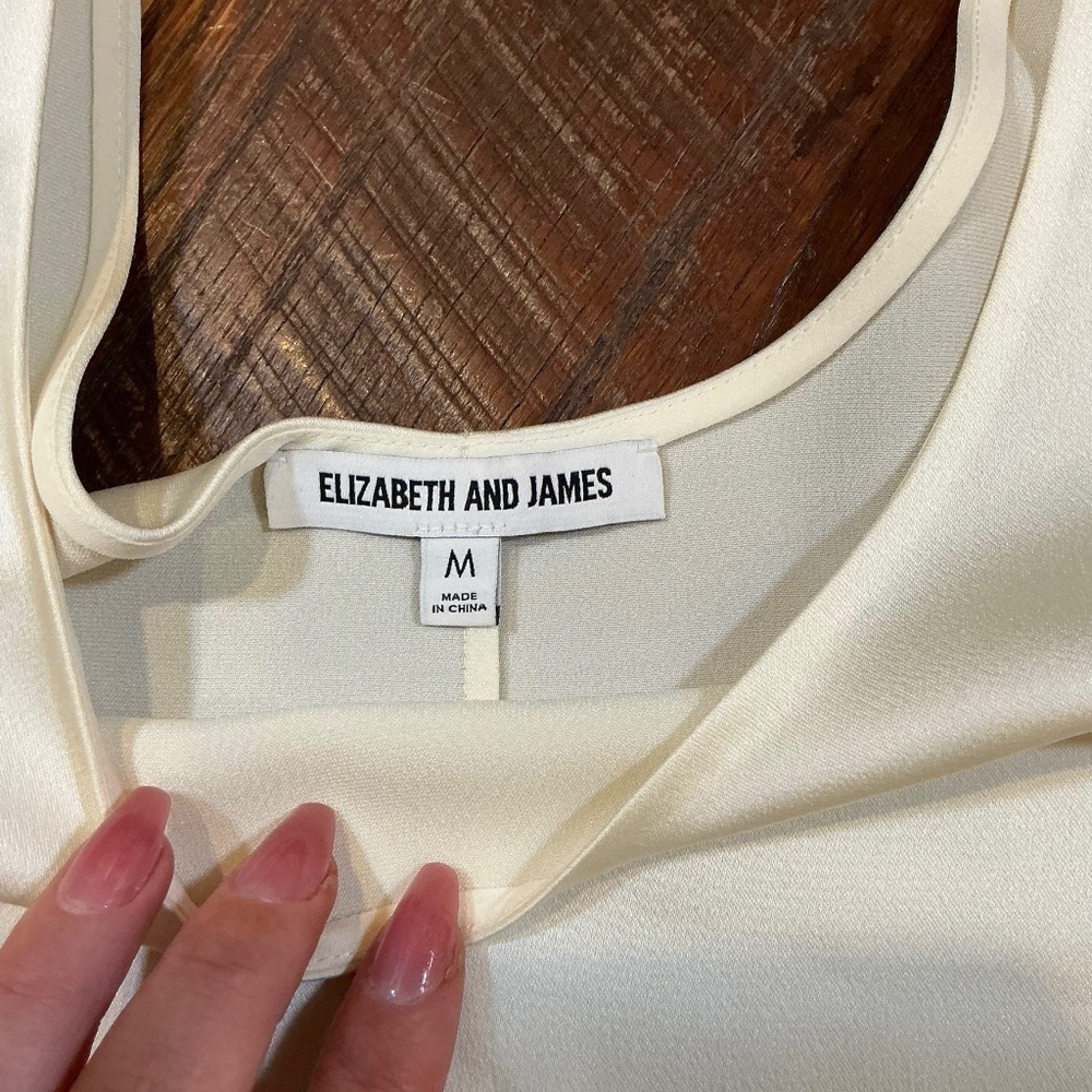 Elizabeth and James Ivory Bell Sleeve Blouse | Minimalist Satin Top Size M - Picture 5 of 7